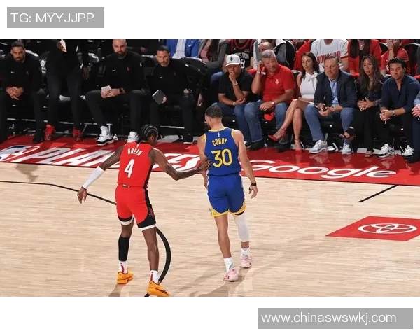 勇士与火箭11月对决精彩回顾及赛季展望分析